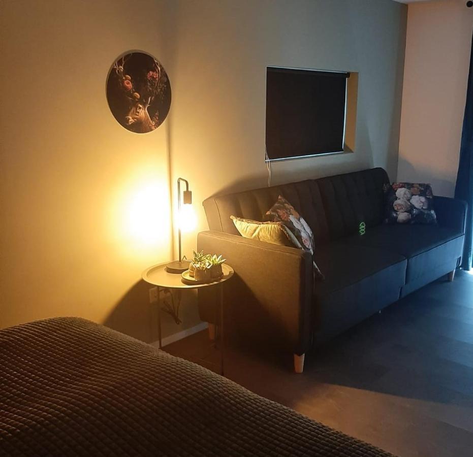 Bed and Breakfast Grutsk Op 12 Драхтен Экстерьер фото